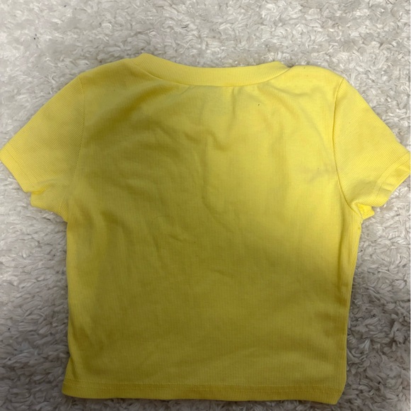 SHEIN Lemon Ribbed Tee - Picture 3 of 3